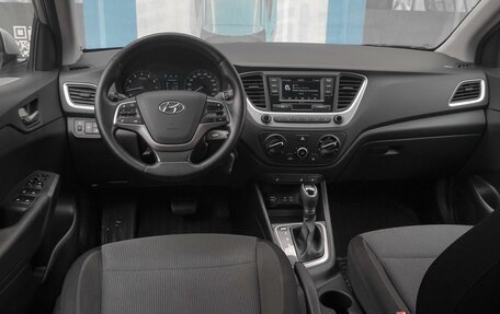 Hyundai Solaris II рестайлинг, 2017 год, 1 380 000 рублей, 6 фотография