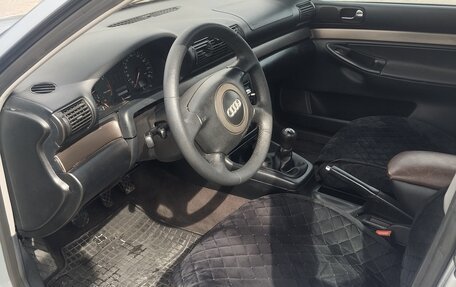 Audi A4, 1998 год, 320 000 рублей, 8 фотография