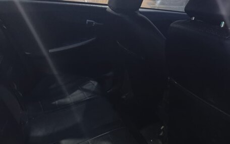 Toyota Corolla, 2011 год, 850 000 рублей, 4 фотография