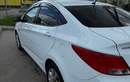 Hyundai Solaris II рестайлинг, 2016 год, 944 000 рублей, 7 фотография