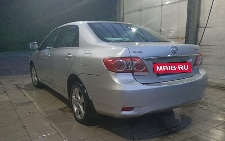 Toyota Corolla, 2011 год, 850 000 рублей, 9 фотография