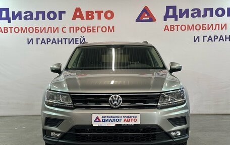 Volkswagen Tiguan II, 2019 год, 2 557 000 рублей, 2 фотография
