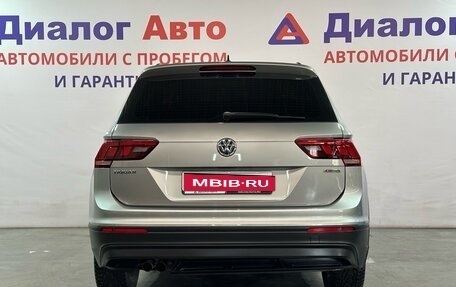 Volkswagen Tiguan II, 2019 год, 2 557 000 рублей, 4 фотография