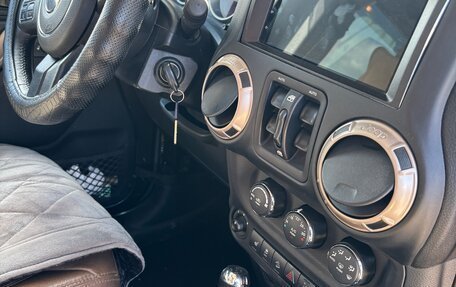 Jeep Wrangler, 2016 год, 7 000 000 рублей, 11 фотография