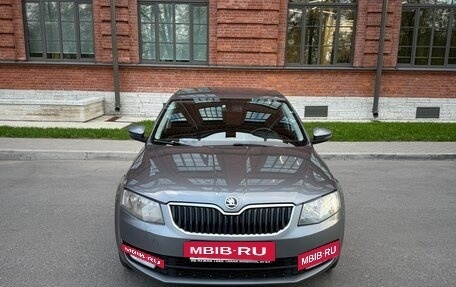 Skoda Octavia, 2015 год, 1 050 000 рублей, 2 фотография