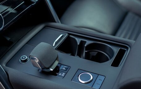 Land Rover Discovery IV, 2022 год, 6 800 000 рублей, 24 фотография