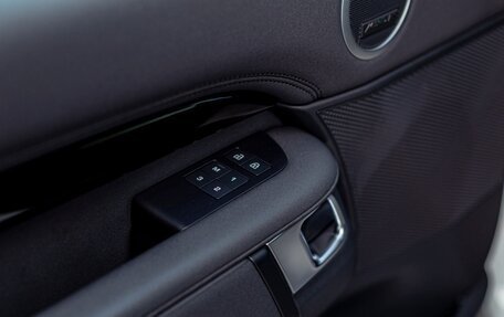 Land Rover Discovery IV, 2022 год, 6 800 000 рублей, 27 фотография