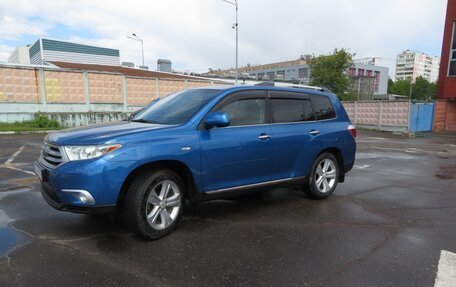 Toyota Highlander III, 2011 год, 1 700 000 рублей, 11 фотография