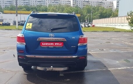 Toyota Highlander III, 2011 год, 1 700 000 рублей, 8 фотография