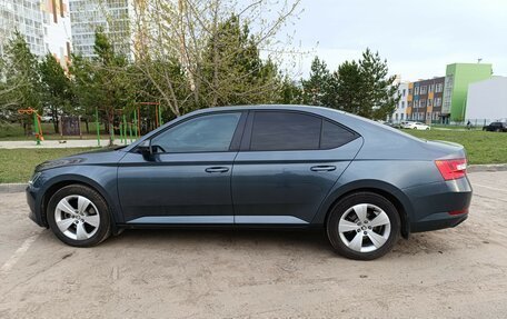 Skoda Superb III рестайлинг, 2019 год, 2 200 000 рублей, 3 фотография