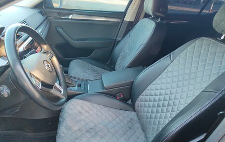 Skoda Superb III рестайлинг, 2019 год, 2 200 000 рублей, 5 фотография