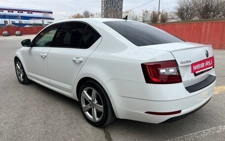 Skoda Octavia, 2017 год, 1 940 000 рублей, 13 фотография