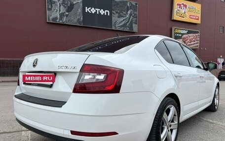 Skoda Octavia, 2017 год, 1 940 000 рублей, 10 фотография