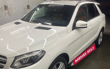 Mercedes-Benz GLE, 2016 год, 3 400 000 рублей, 2 фотография