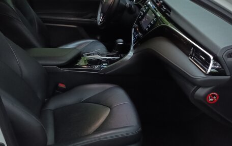 Toyota Camry, 2020 год, 2 885 000 рублей, 10 фотография