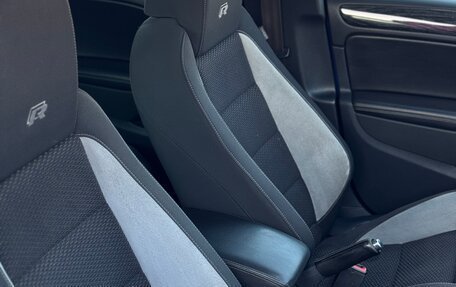 Volkswagen Golf R VII, 2012 год, 1 950 000 рублей, 12 фотография
