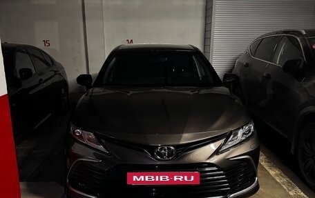 Toyota Camry, 2021 год, 4 100 000 рублей, 32 фотография