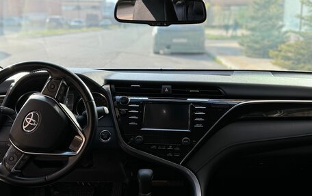 Toyota Camry, 2020 год, 2 480 000 рублей, 10 фотография
