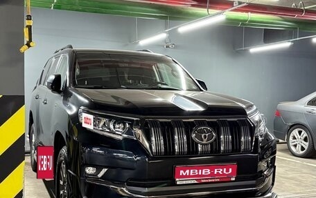 Toyota Land Cruiser Prado 150 рестайлинг 2, 2019 год, 6 200 000 рублей, 1 фотография