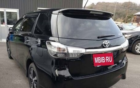 Toyota Wish II, 2016 год, 1 187 000 рублей, 2 фотография