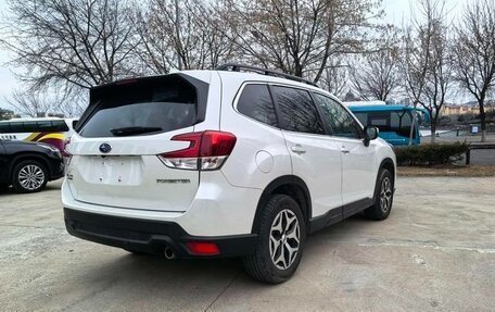 Subaru Forester, 2022 год, 2 590 000 рублей, 4 фотография