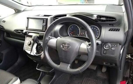Toyota Wish II, 2016 год, 1 187 000 рублей, 8 фотография