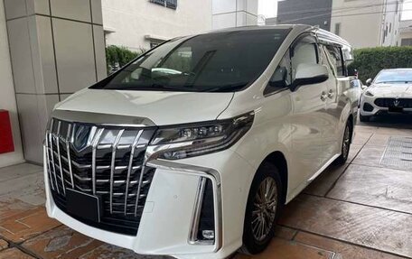 Toyota Alphard III, 2022 год, 2 фотография