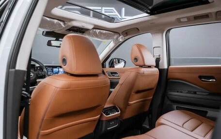 Nissan Pathfinder, 2024 год, 6 000 000 рублей, 2 фотография