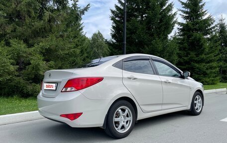 Hyundai Solaris II рестайлинг, 2016 год, 1 300 000 рублей, 3 фотография