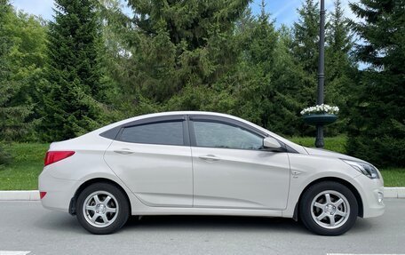 Hyundai Solaris II рестайлинг, 2016 год, 1 300 000 рублей, 2 фотография