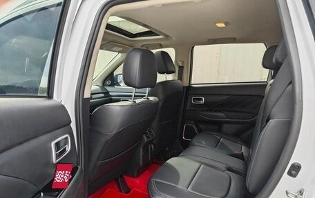 Mitsubishi Outlander III рестайлинг 3, 2021 год, 1 772 442 рублей, 7 фотография