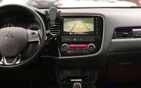 Mitsubishi Outlander III рестайлинг 3, 2021 год, 1 771 442 рублей, 19 фотография