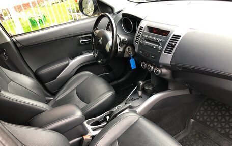 Mitsubishi Outlander III рестайлинг 3, 2011 год, 1 459 000 рублей, 9 фотография
