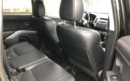 Mitsubishi Outlander III рестайлинг 3, 2011 год, 1 459 000 рублей, 11 фотография