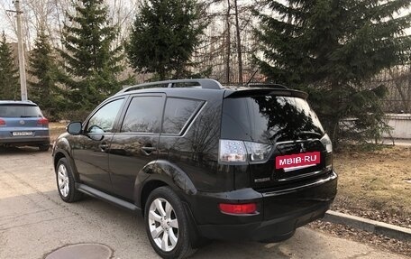 Mitsubishi Outlander III рестайлинг 3, 2011 год, 1 459 000 рублей, 7 фотография