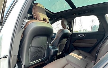 Volvo XC60 II, 2022 год, 3 040 000 рублей, 8 фотография