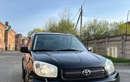 Toyota RAV4, 2005 год, 1 150 000 рублей, 2 фотография