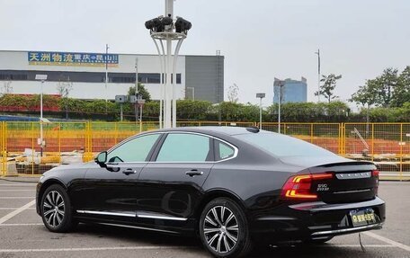 Volvo S90 II рестайлинг, 2022 год, 3 100 000 рублей, 3 фотография