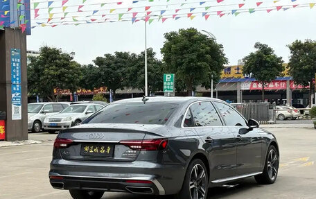 Audi A4, 2022 год, 2 300 000 рублей, 4 фотография