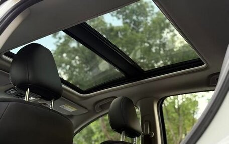 Honda Vezel, 2021 год, 1 240 600 рублей, 10 фотография