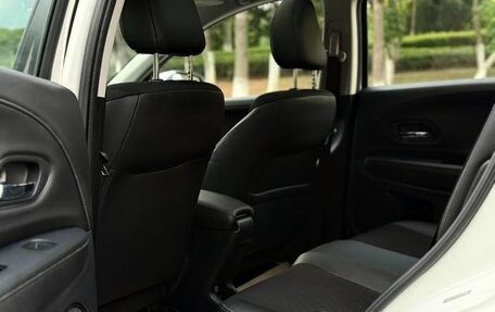 Honda Vezel, 2021 год, 1 240 600 рублей, 11 фотография