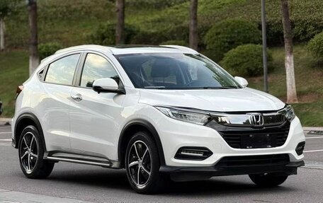 Honda Vezel, 2021 год, 1 240 600 рублей, 6 фотография