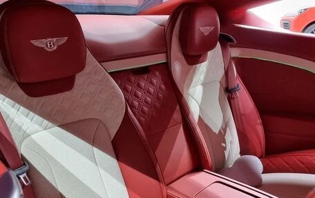 Bentley Continental GT III, 2022 год, 19 800 000 рублей, 15 фотография
