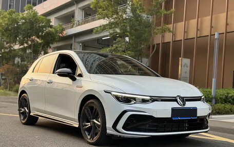 Volkswagen Golf VIII, 2022 год, 1 668 011 рублей, 3 фотография
