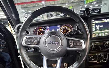 Jeep Wrangler, 2022 год, 4 100 131 рублей, 13 фотография