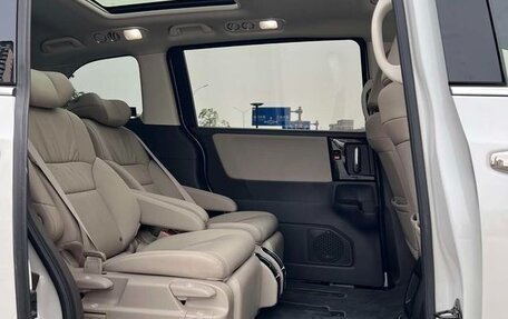 Honda Odyssey IV, 2020 год, 2 340 600 рублей, 12 фотография