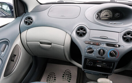 Toyota Vitz, 2000 год, 399 000 рублей, 11 фотография