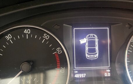 Skoda Rapid I, 2015 год, 1 300 000 рублей, 14 фотография