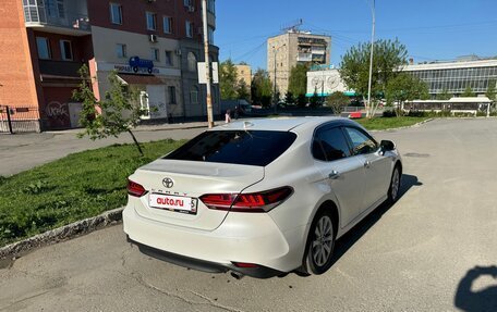 Toyota Camry, 2018 год, 2 650 000 рублей, 5 фотография
