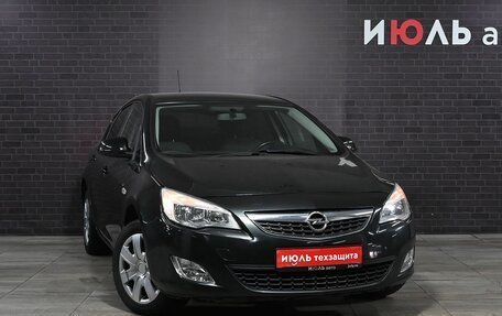 Opel Astra J, 2012 год, 870 000 рублей, 3 фотография